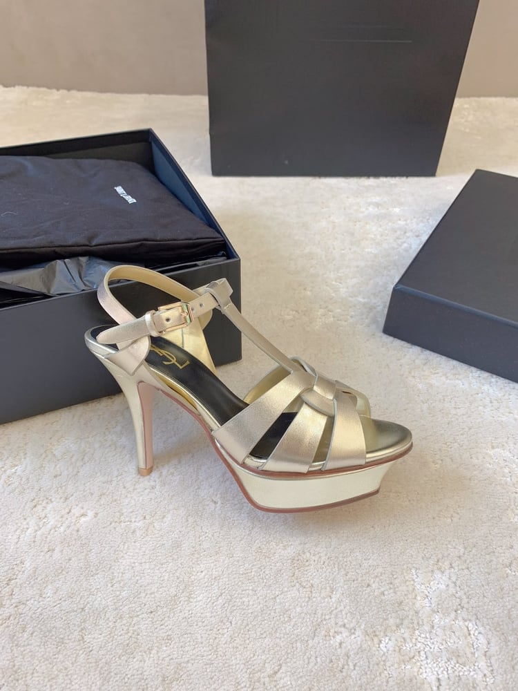 صندل سان لوران تريبيوت (Saint Laurent Tribute Sandal)