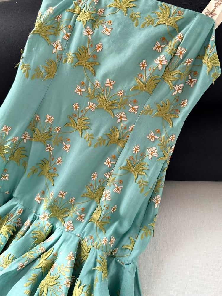 فستان "أغوا بينديتا" القصير المطرّز (Agua Bendita Embroidered Mini Dress)