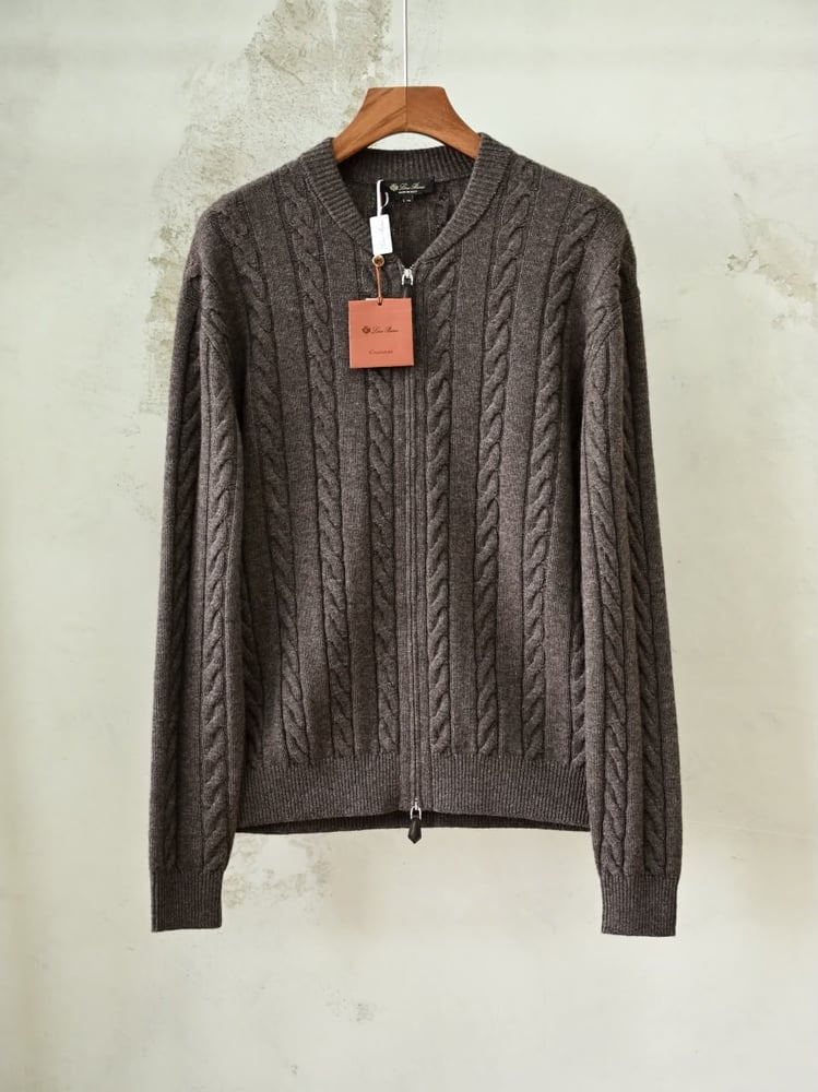 سترة لورو بيانا الرجالية الفاخرة المحبوكة بسحاب (Loro Piana Cable-Knit Zip Cardigan / Sweater)