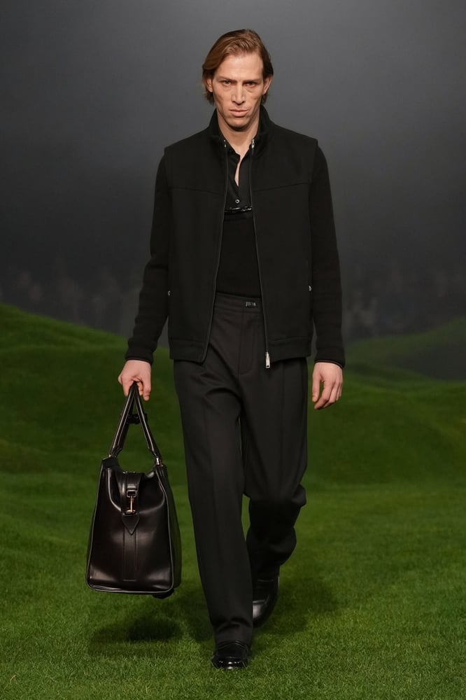 سدن شامواه للرجال من زيجنيا (Zegna Suede Vest)