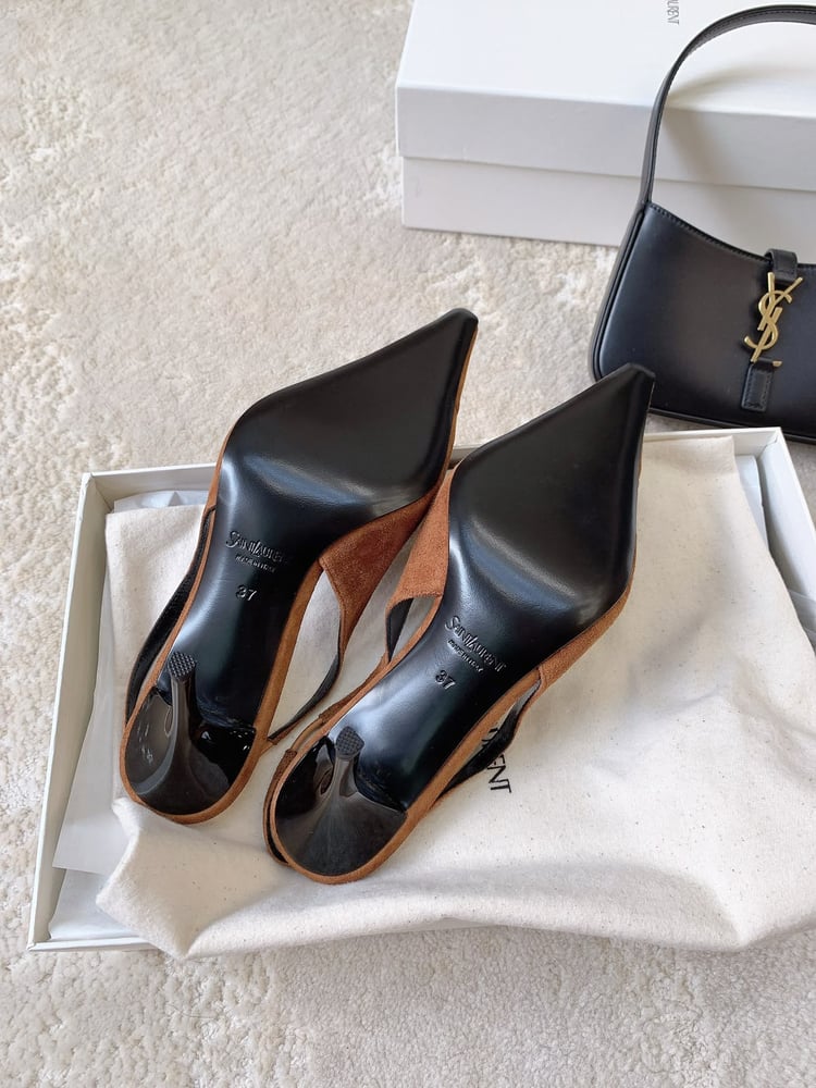 صندل "سان لوران" (Saint Laurent)