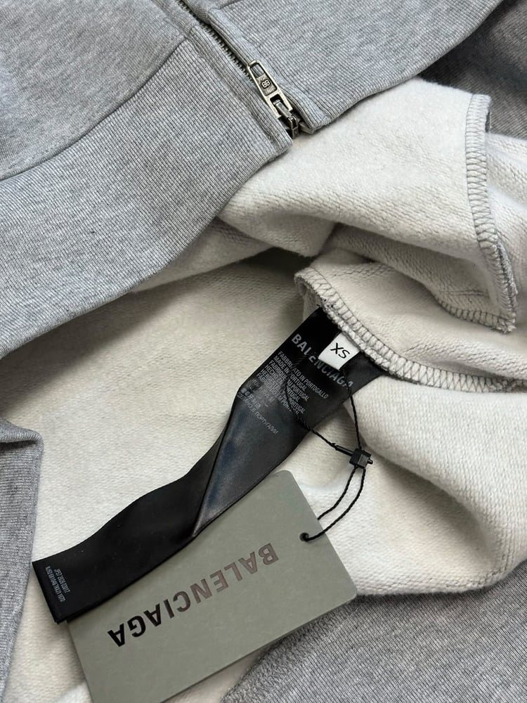 هودي بالنسياغا بتصميم الطلاء المنسكب (Balenciaga Dripping Paint Zip-Up Hoodie)