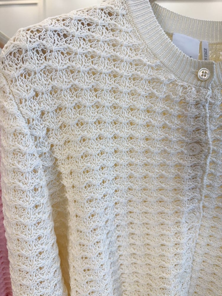 كارديغان "ديور" المحاك الراقي (Dior Luxury Knit Cardigan)