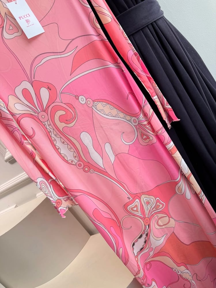 فستان "بوتشي" (Pucci)