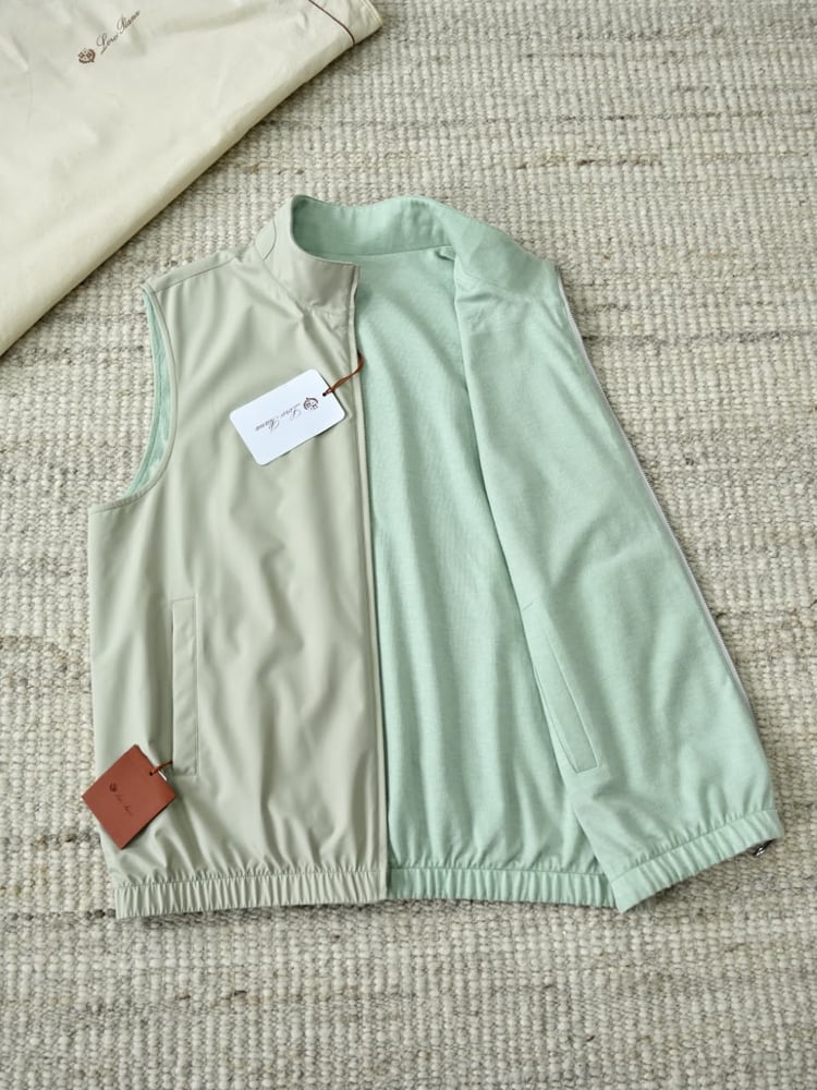 سديري (Vest) فاخر للرجال من لورو بيانا (Loro Piana)