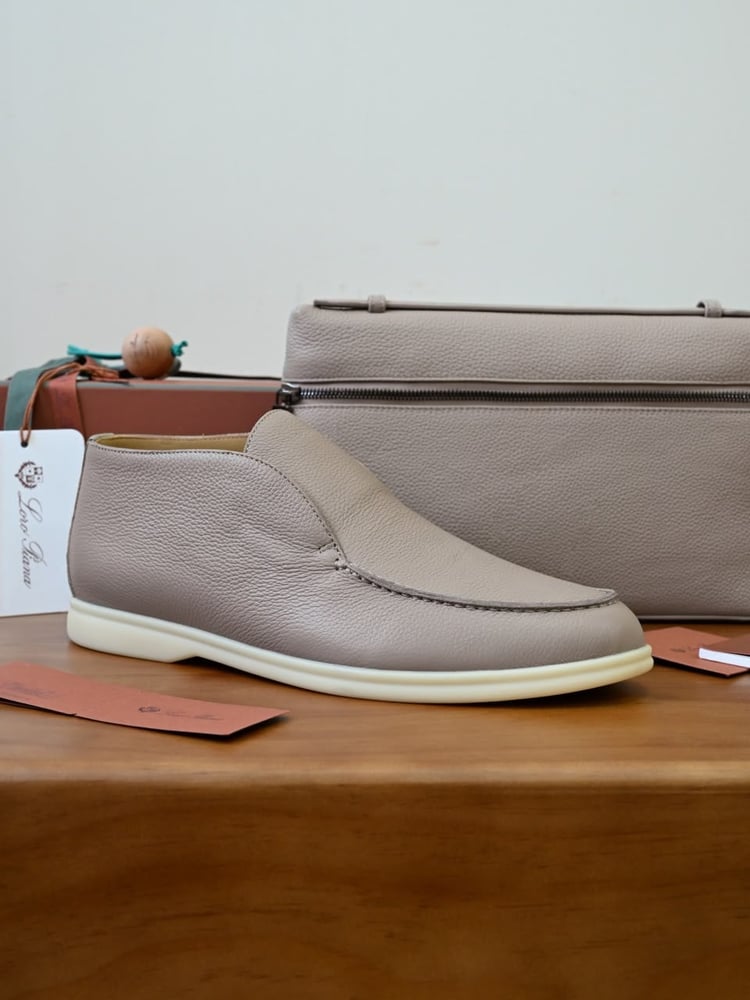 حذاء لورو بيانا الرجالي الفاخر من الجلد الطبيعي ( Loro Piana Open Walk Grained Leather )