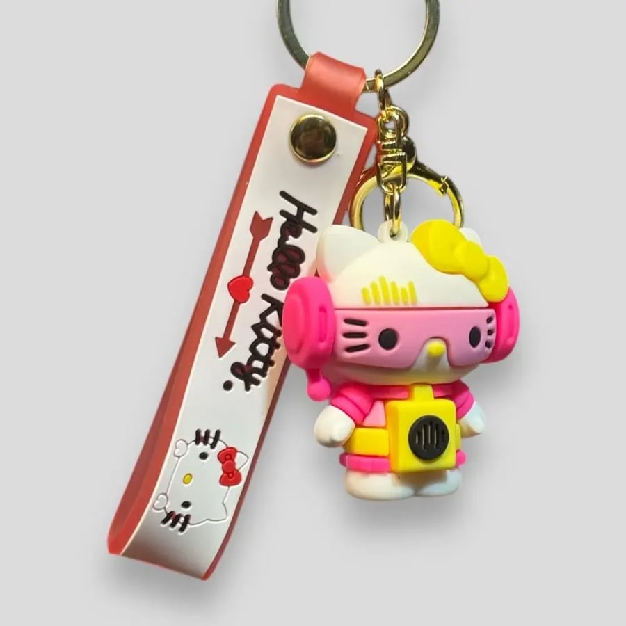ميداليه HELLO KITTY