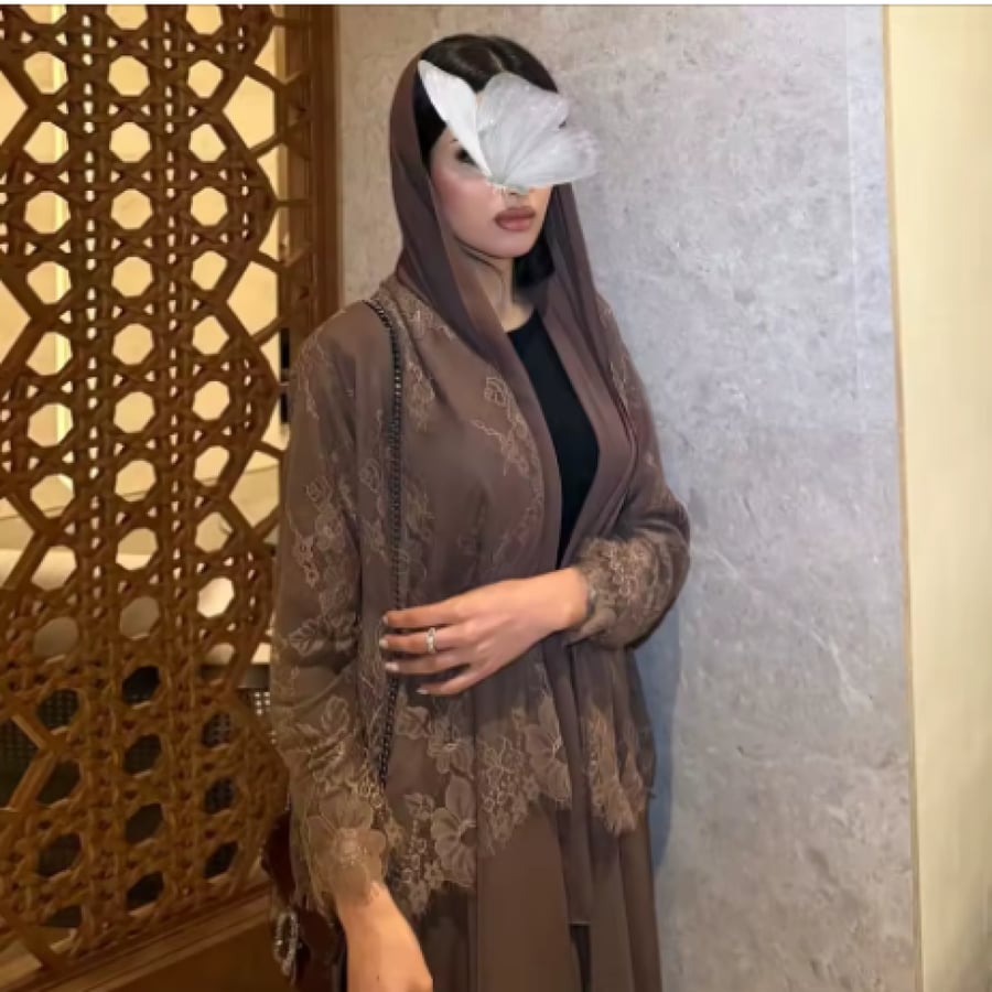 عباية دانتيل مفتوحة فاخرة