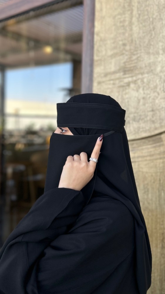نقابين حرير مشبك +طرحه ربط