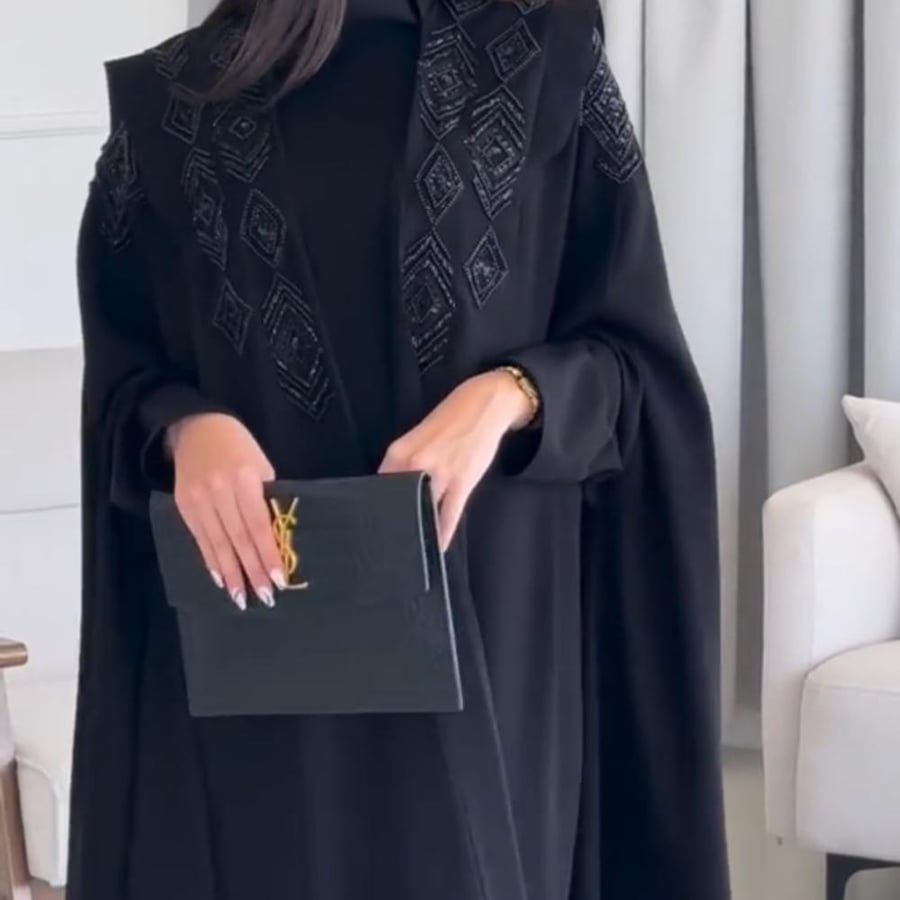 عبايه #١٧