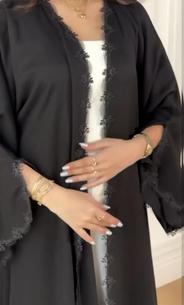 عباية كريب ملكي
