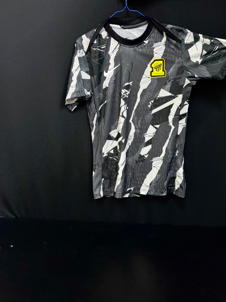 تيشرت الاتحاد