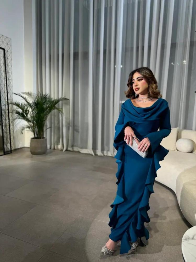فستان سهرة ناعم باربي