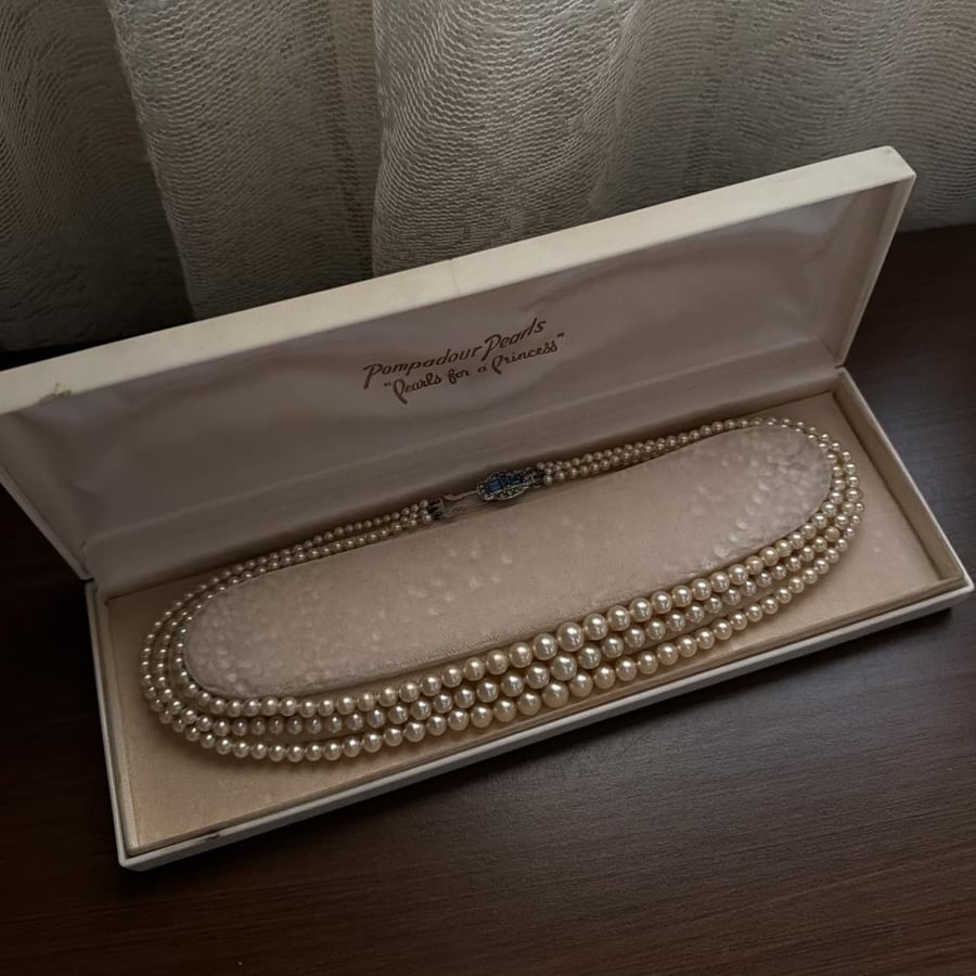 Pompadour Pearls Vintage Triple-Strand Necklace – Pearls for a Princess