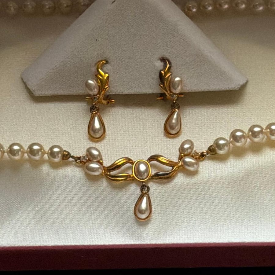 Vintage Majorica Pearl Necklace & Earrings Set