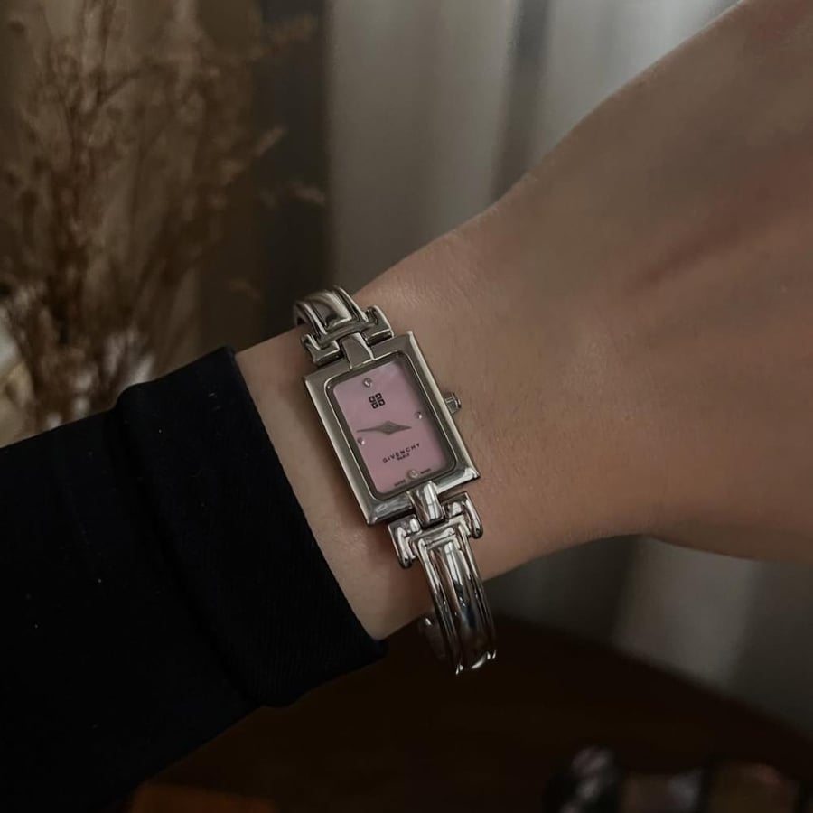 Vintage watch brand Givenchy