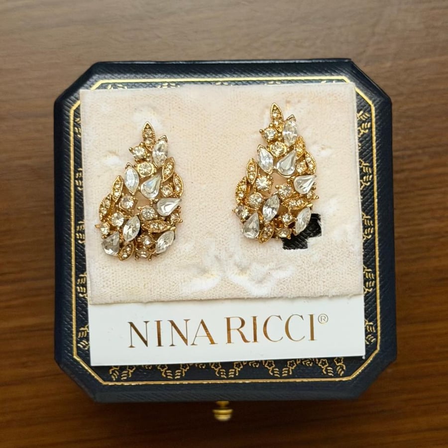اقراط Nina Ricci Crystal