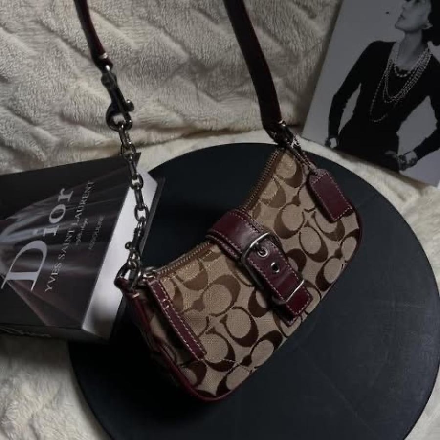 Coach Signature Mini Buckle Burgundy – Vintage Y2K Edition