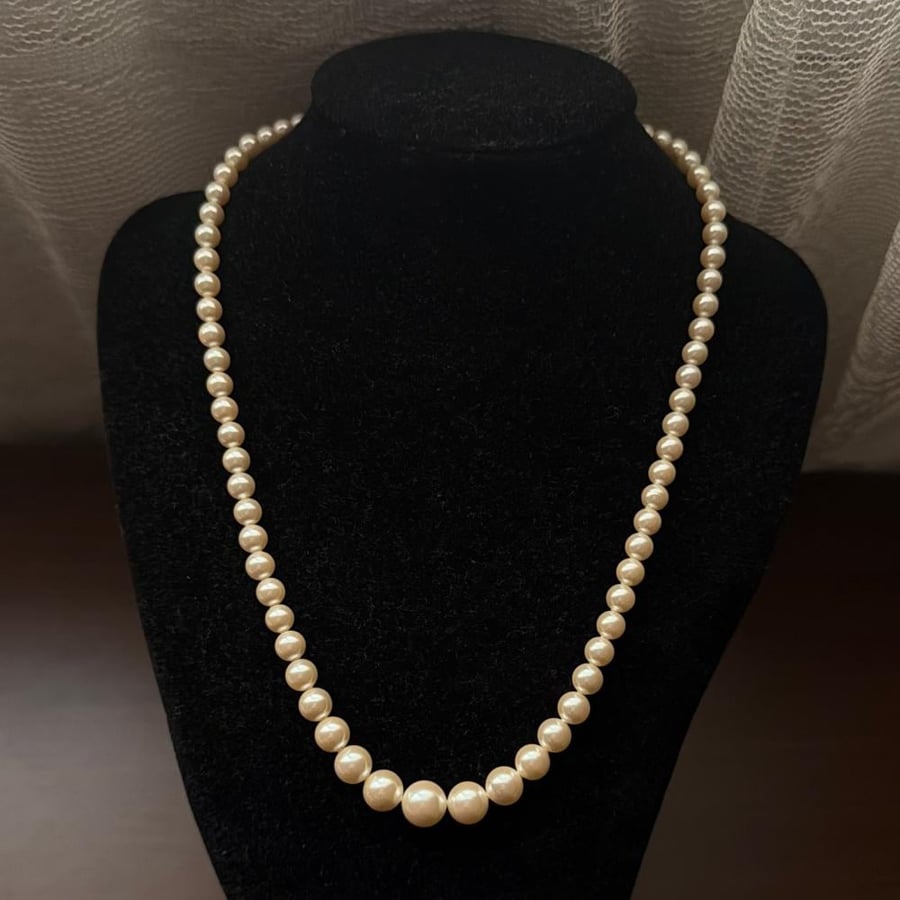 Vintage Royale by Lotus Graduated Pearl Necklace