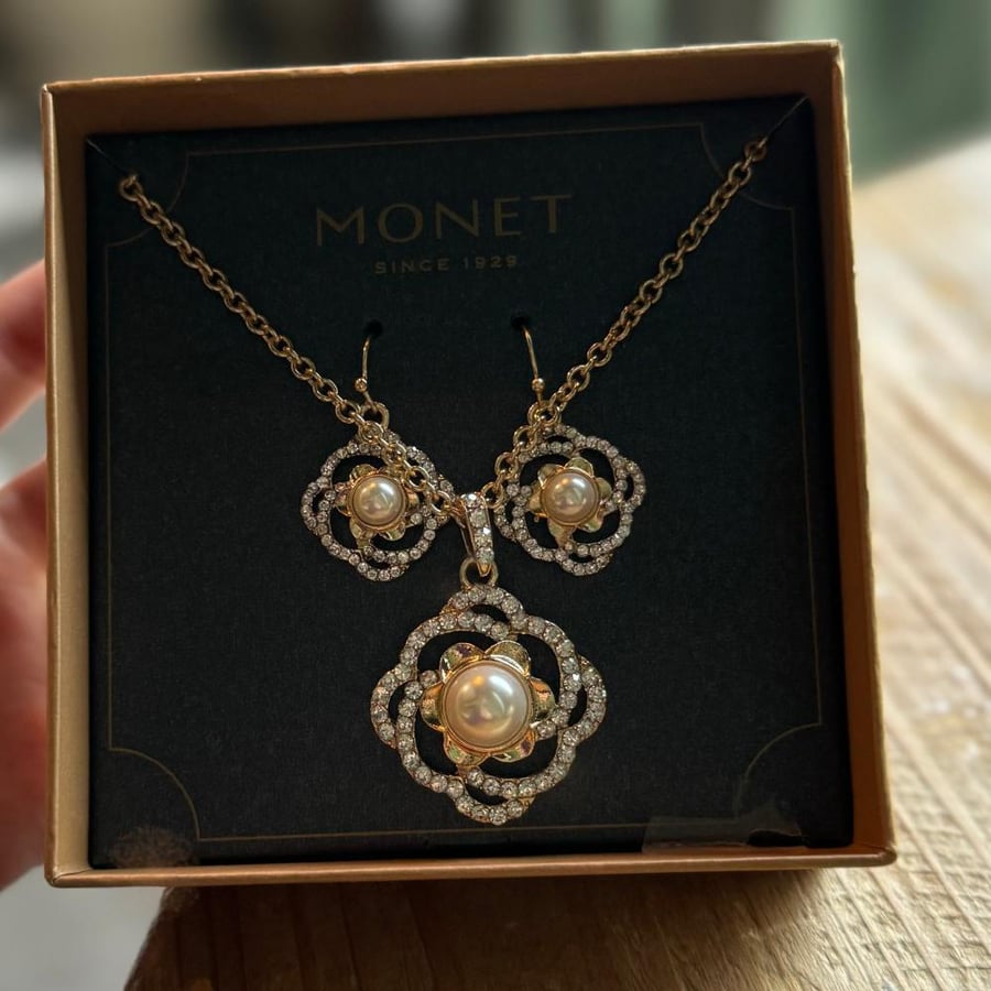 Antique jewelry brand Monet from 1980 AD