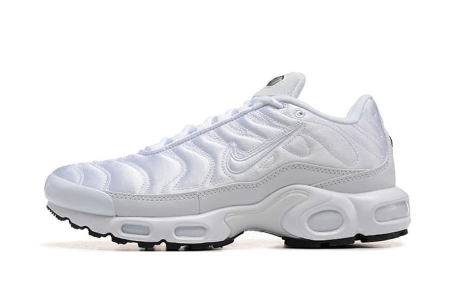 Nike Air Max PLUS