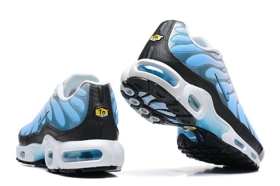 Nike Air Max PLUS