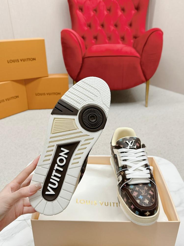 حذاء  Louis Vuitton