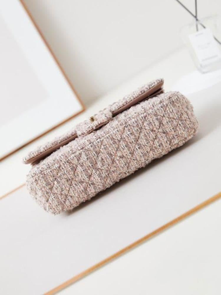 شنطة كلاسيك فلاب شانيل Chanel Classic Flap