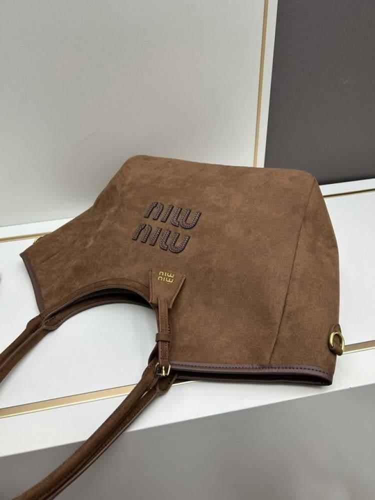 شنطة ميو ميو آيفي Miu Miu IVY