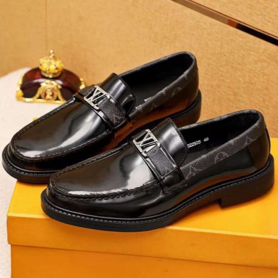 حذاء  Louis Vuitton