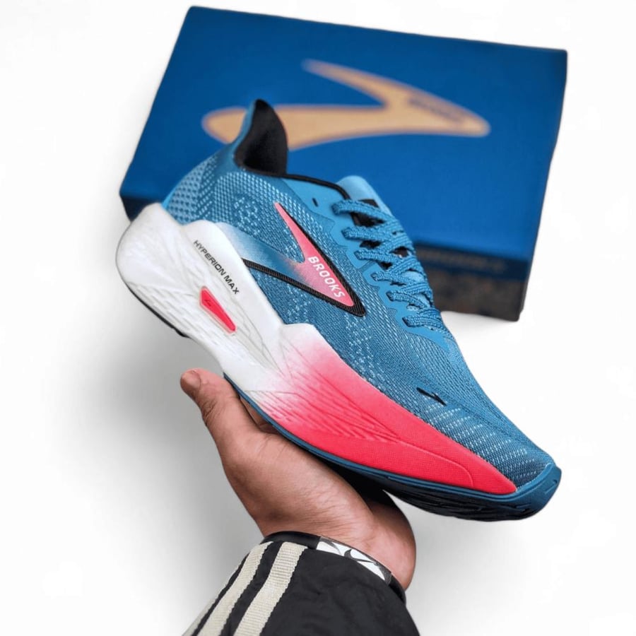 Brooks Hyperion Max 2