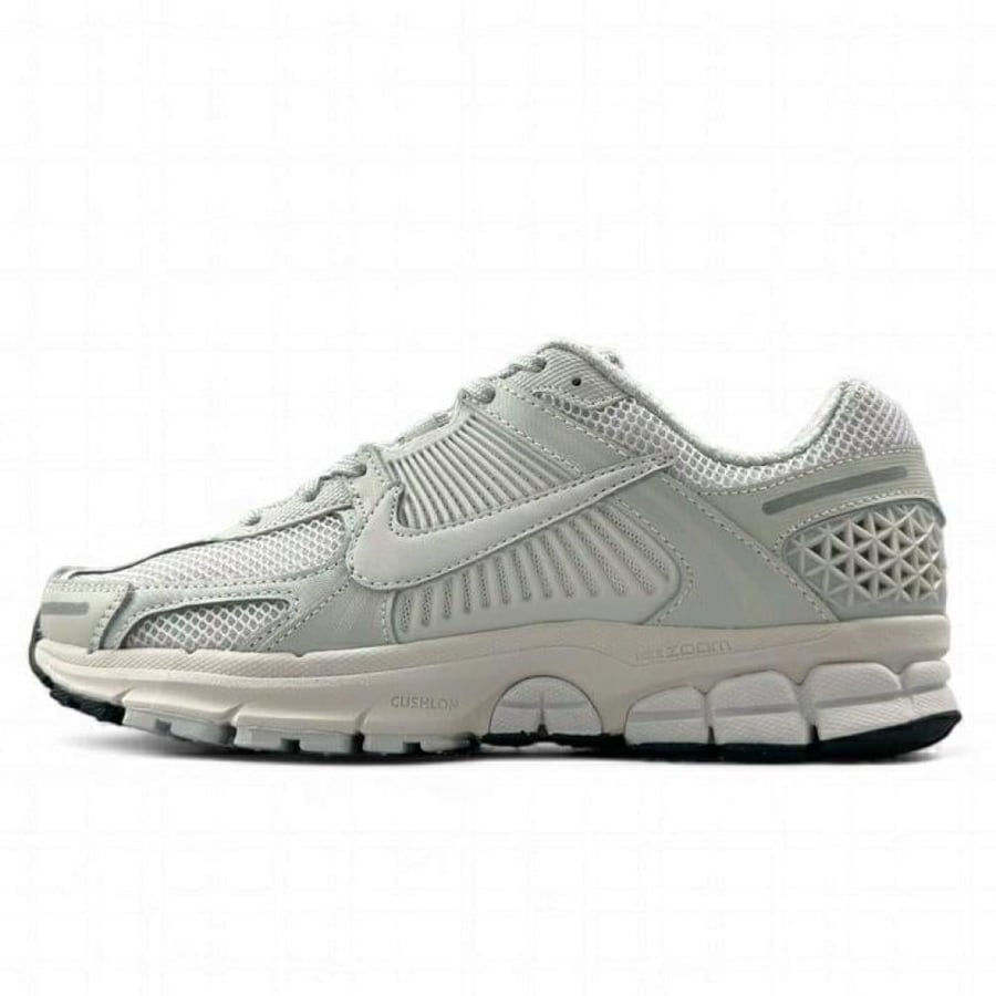 Nike Air Zoom Vomero 5