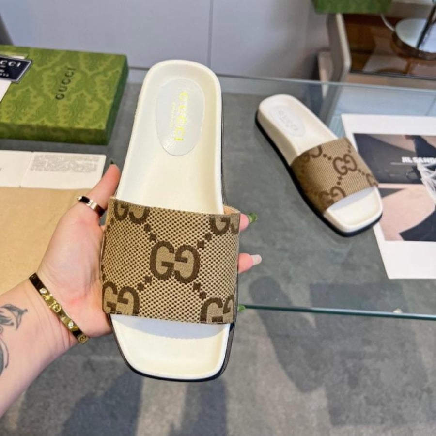 صندل نسائي جوتشي كلاس Gucci class A