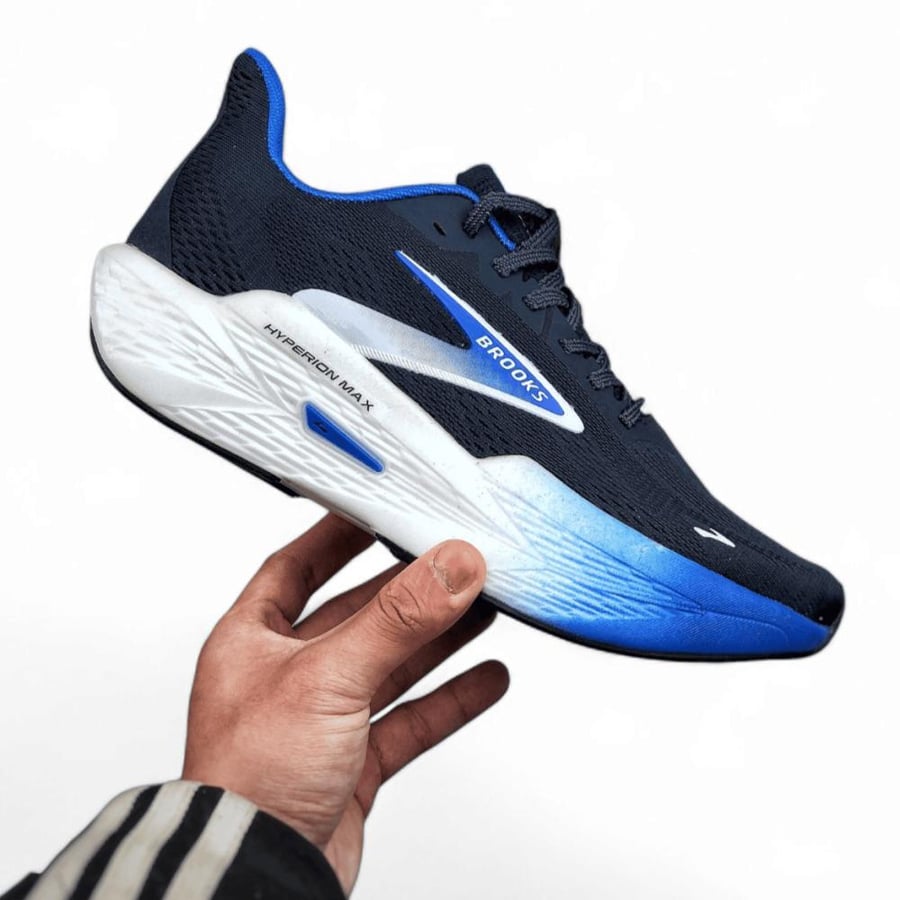 Brooks Hyperion Max 2