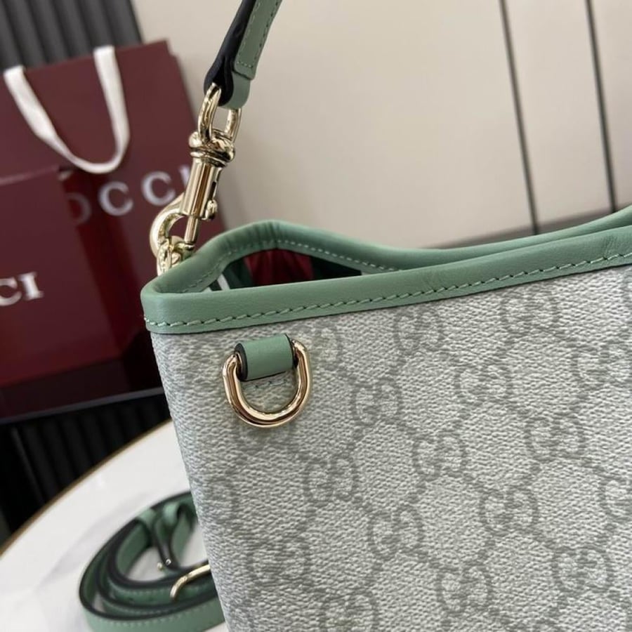 GUCCI mini bucket bag
