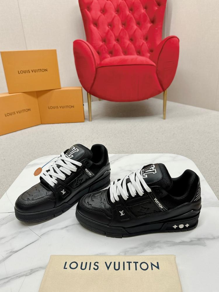 حذاء  Louis Vuitton