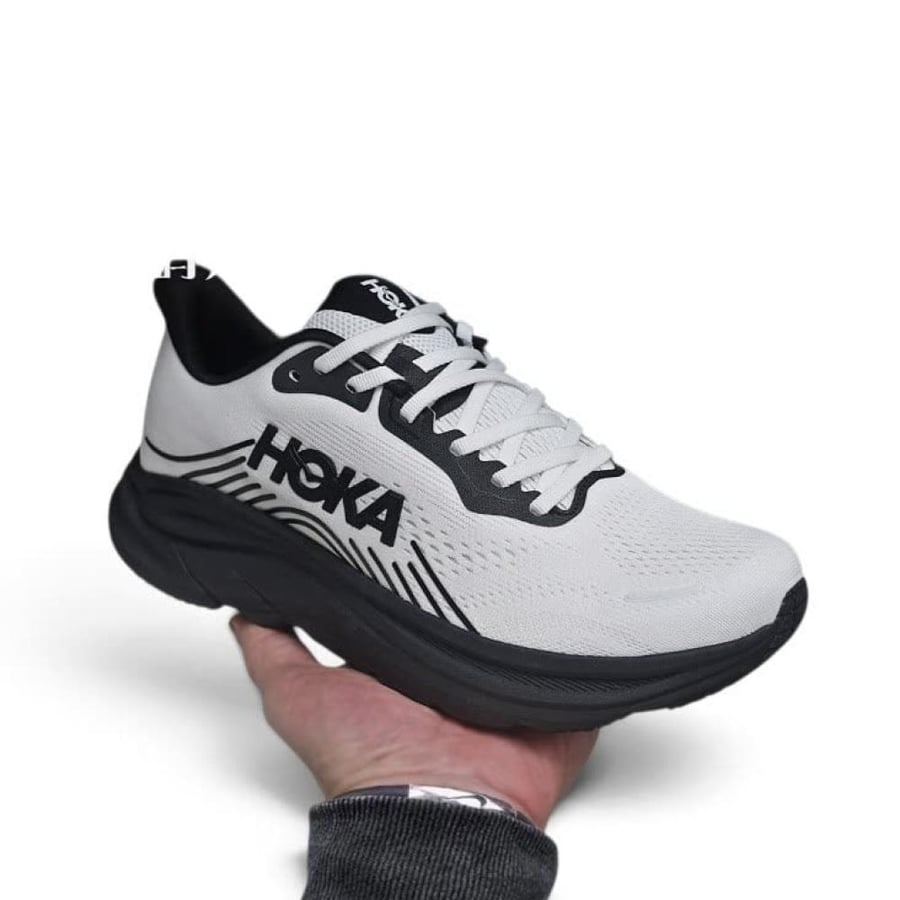 حذاء هوكا كليفتون 11 (HOKA Clifton 11) ابيض مع اسود للجنسين