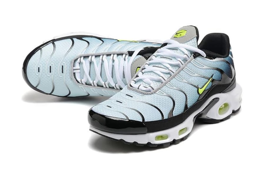Nike Air Max PLUS