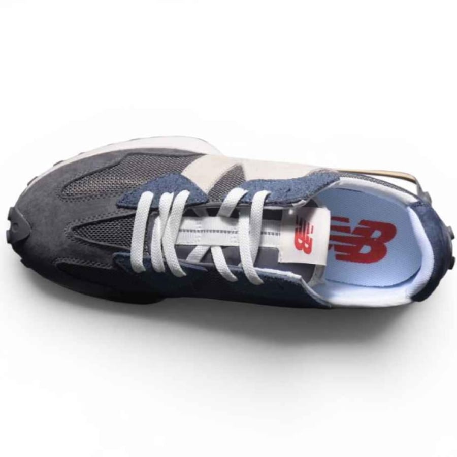 New Balance 327