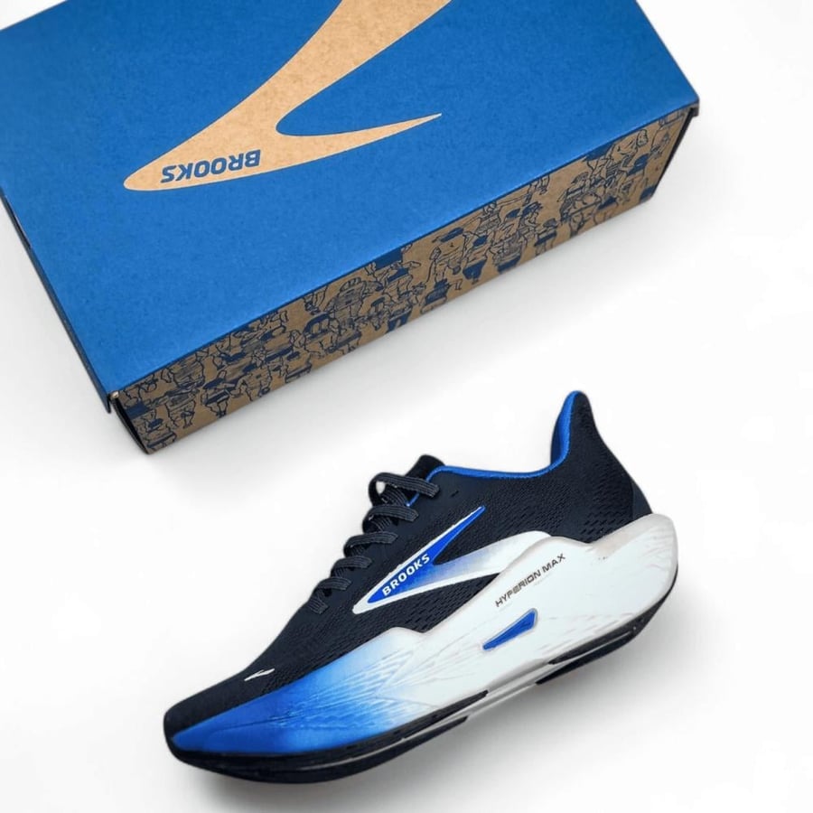 Brooks Hyperion Max 2