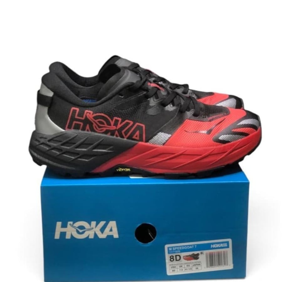 حذاء هوكا سبيدجوت 7 (Hoka Speedgoat 7 ) اسود مع احمر للجنسين