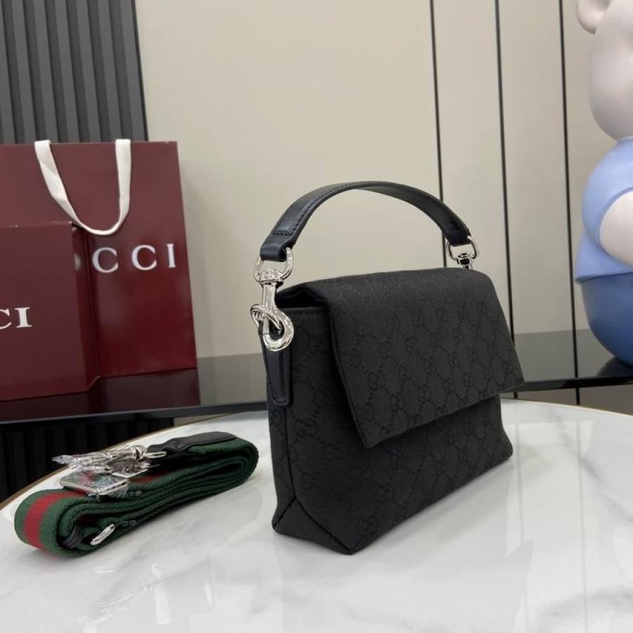 شنطة كروس بودي Gucci Crossbody