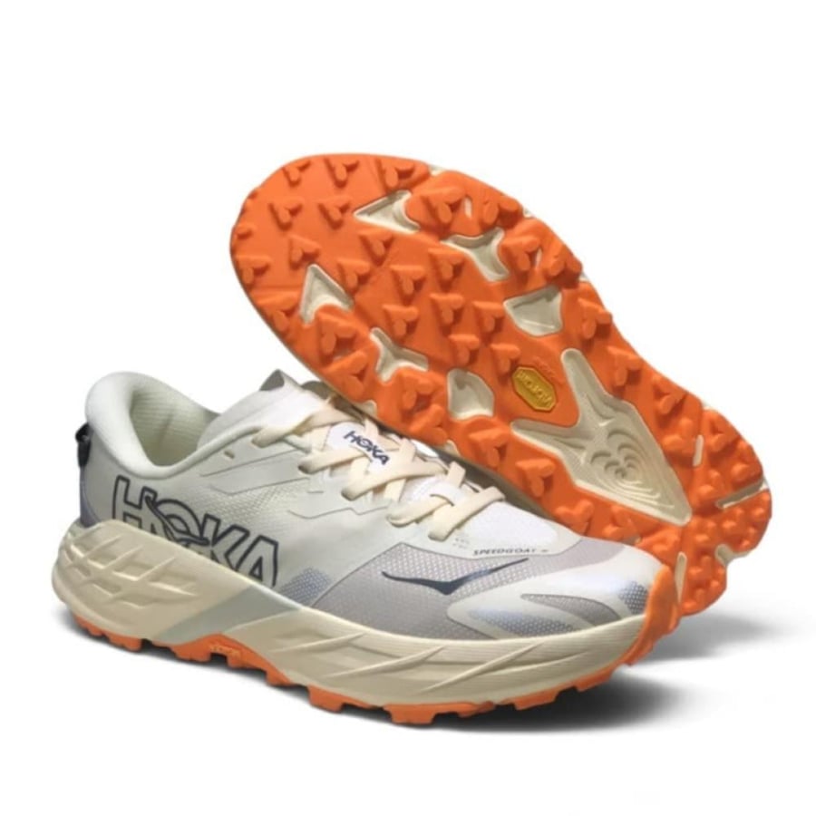 حذاء هوكا سبيدجوت 7 (Hoka Speedgoat 7 ) اوف وايت للجنسين