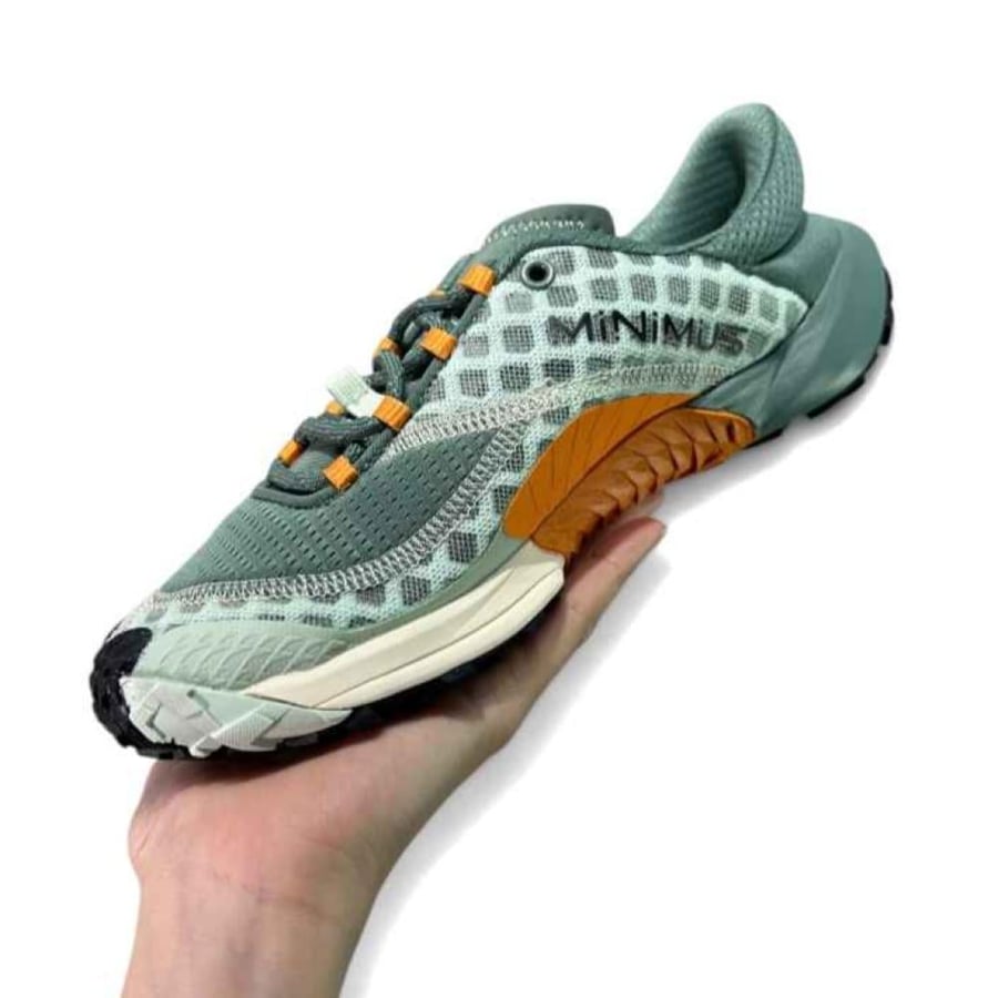 New Balance Minimus M10