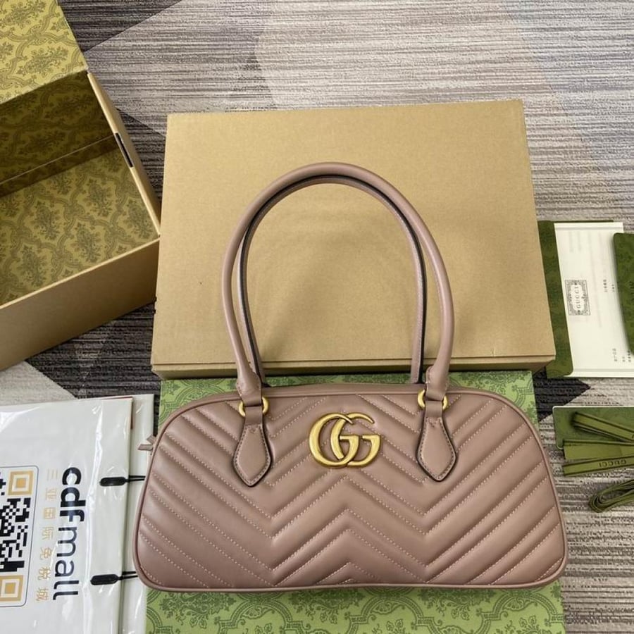 شنطة جوتشي جي جي مارمونت Gucci GG Marmont