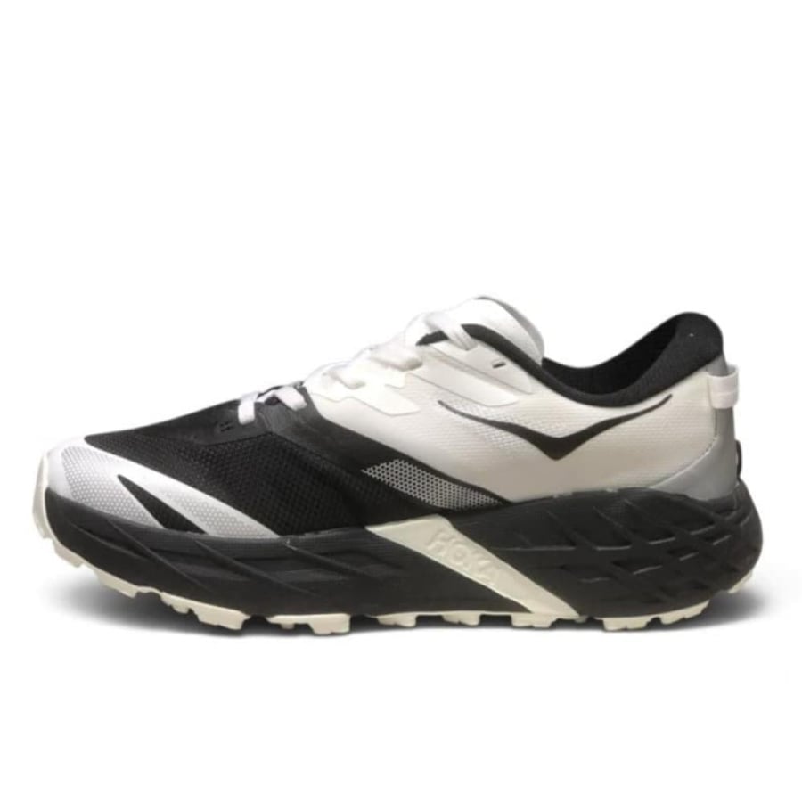 حذاء هوكا سبيدجوت 7 (Hoka Speedgoat 7 ) ابيض واسود للجنسين