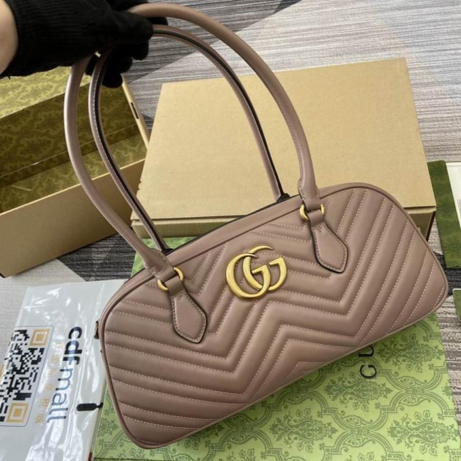 شنطة جوتشي جي جي مارمونت Gucci GG Marmont