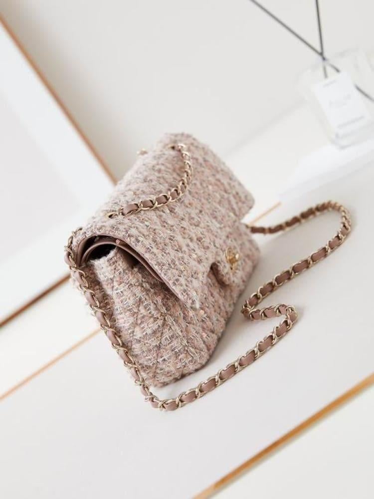 شنطة كلاسيك فلاب شانيل Chanel Classic Flap