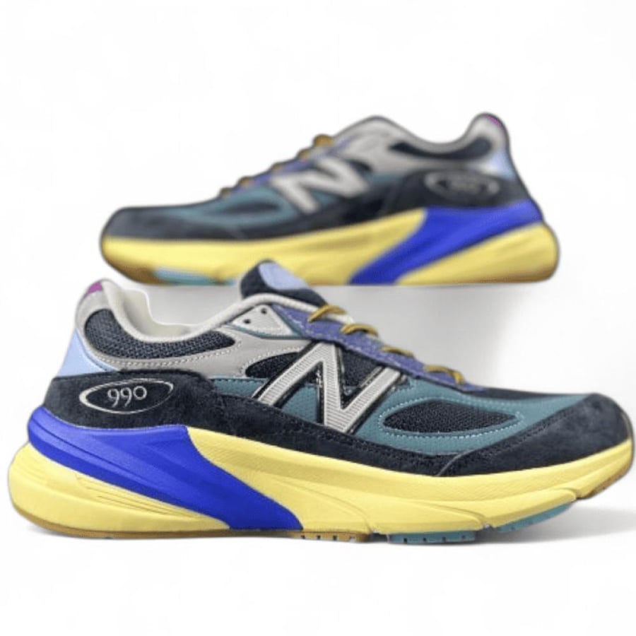 NEW BALANCE V6 990