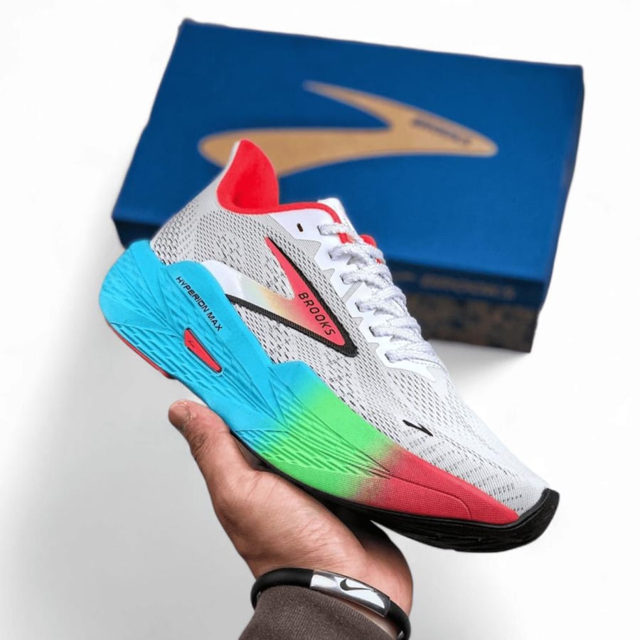 Brooks Hyperion Max 2